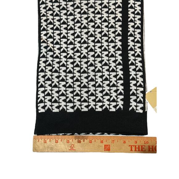 NWT Michael Kors Scarf Black White Reversible MK Logo 66" X 11" Rectangular - Picture 7 of 8